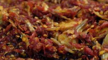 Karışık lezzetli kızarmış biber 