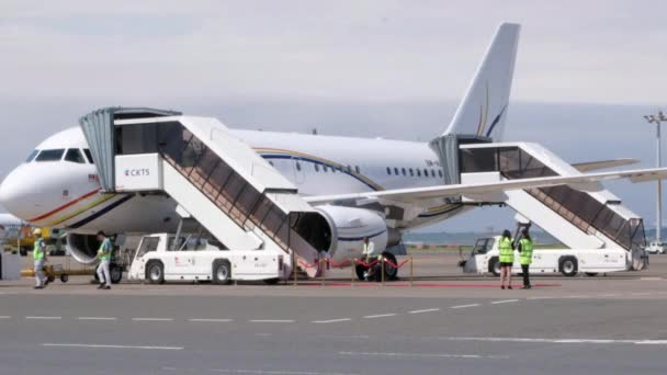 马来西亚私人飞机在机场 — 图库视频影像