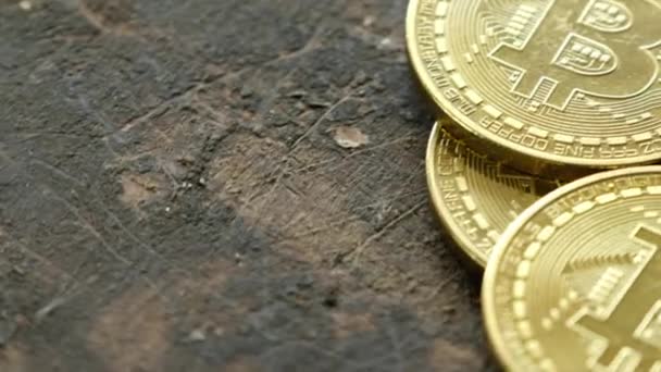 Κρυπτονόμισμα Bitcoins Φόντο Ξύλινη — Αρχείο Βίντεο