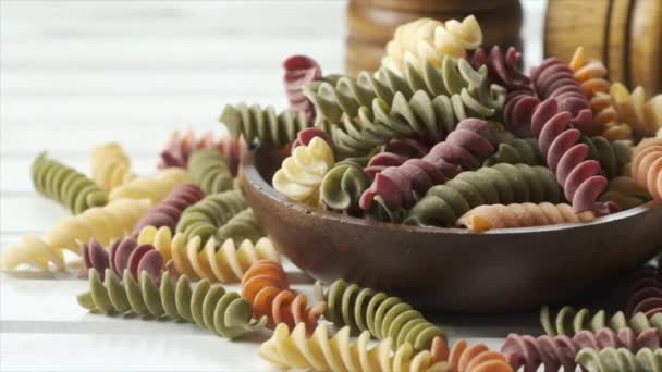 Kolorowy Makaron Fusilli — Wideo stockowe