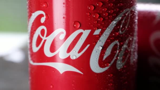 Coca Cola Może Napoje Desce — Wideo stockowe