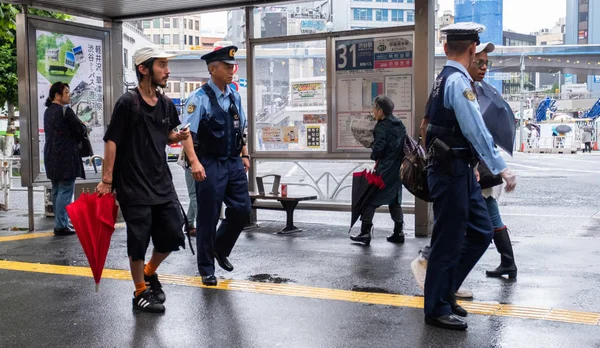 Tokyo Japonya Temmuz 2018 Japon Policemn Görev Sokak Kaldırım Shibuya — Stok fotoğraf