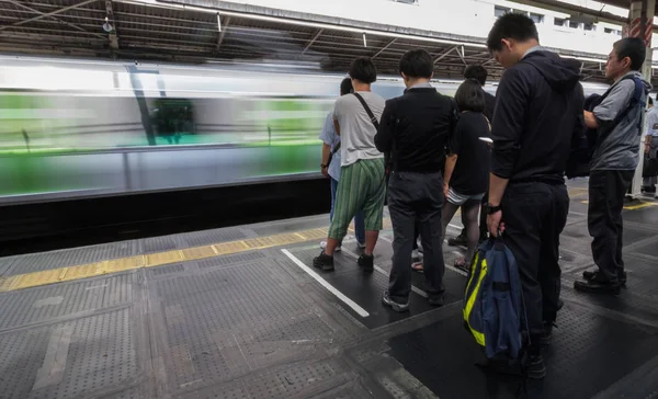 Tokyo Japan July 16Th 2018 Commuters Japan Railway Shinjuku Station — Stock Photo, Image