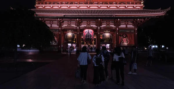 Tokyo Japan August 2018 Tourist Sensoji Temple Ground Night Asakusa — Stockfoto