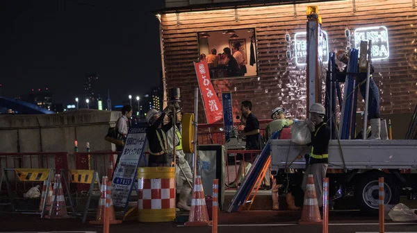 Tokyo Giappone Agosto 3Rd 2018 Costruttore Stradale Che Lavora Notte — Foto Stock