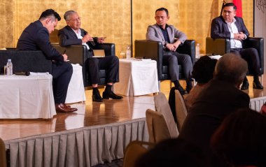 Fukuoka, Japonya - 5 Ağustos 2018. Malezya Başbakanı, Tun Mahathir muhammed emin bir forumda Nikko Otel.