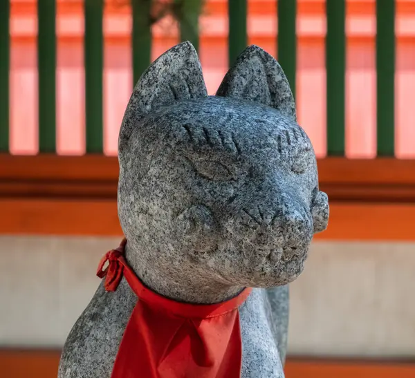 Fukuoka Japan 2018 고양이처럼 Chkuzen Ichinomiya Sumiyoshi Shrine 조각상 — 스톡 사진