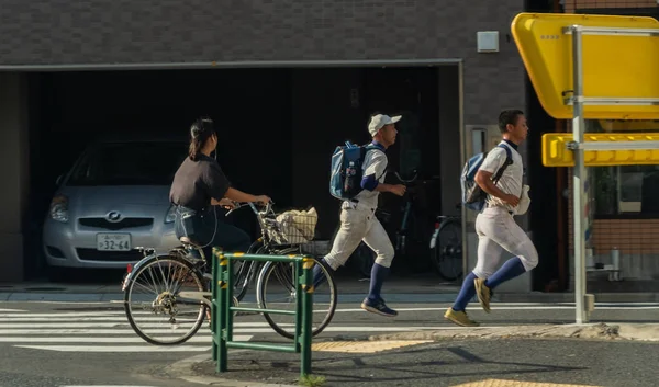 Tokyo Japan August 2018 Jugendliche Baseball Unform Laufen Einer Tokyo — Stockfoto