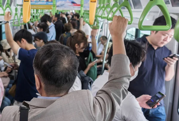 Tokyo Japan Augusti 2018 Pendlare Inuti Japan Railway Persontåg — Stockfoto
