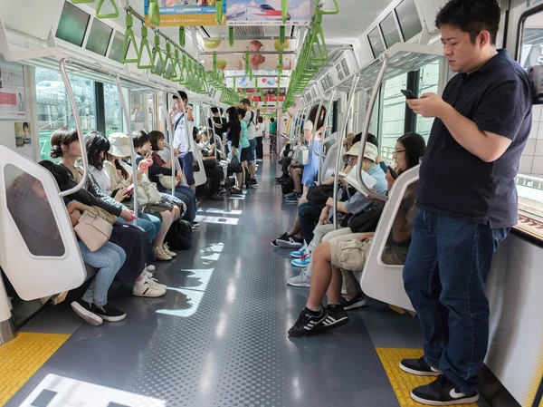 Tokyo Japan Augusti 2018 Pendlare Inuti Japan Railway Persontåg — Stockfoto