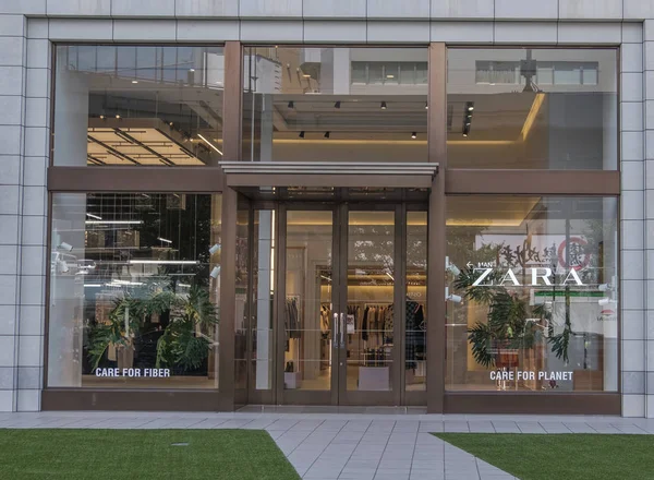 Tokyo Japani Elokuu 20Th 2018 Kuuluisa Zara Espanjan Muoti Vähittäiskauppias — kuvapankkivalokuva