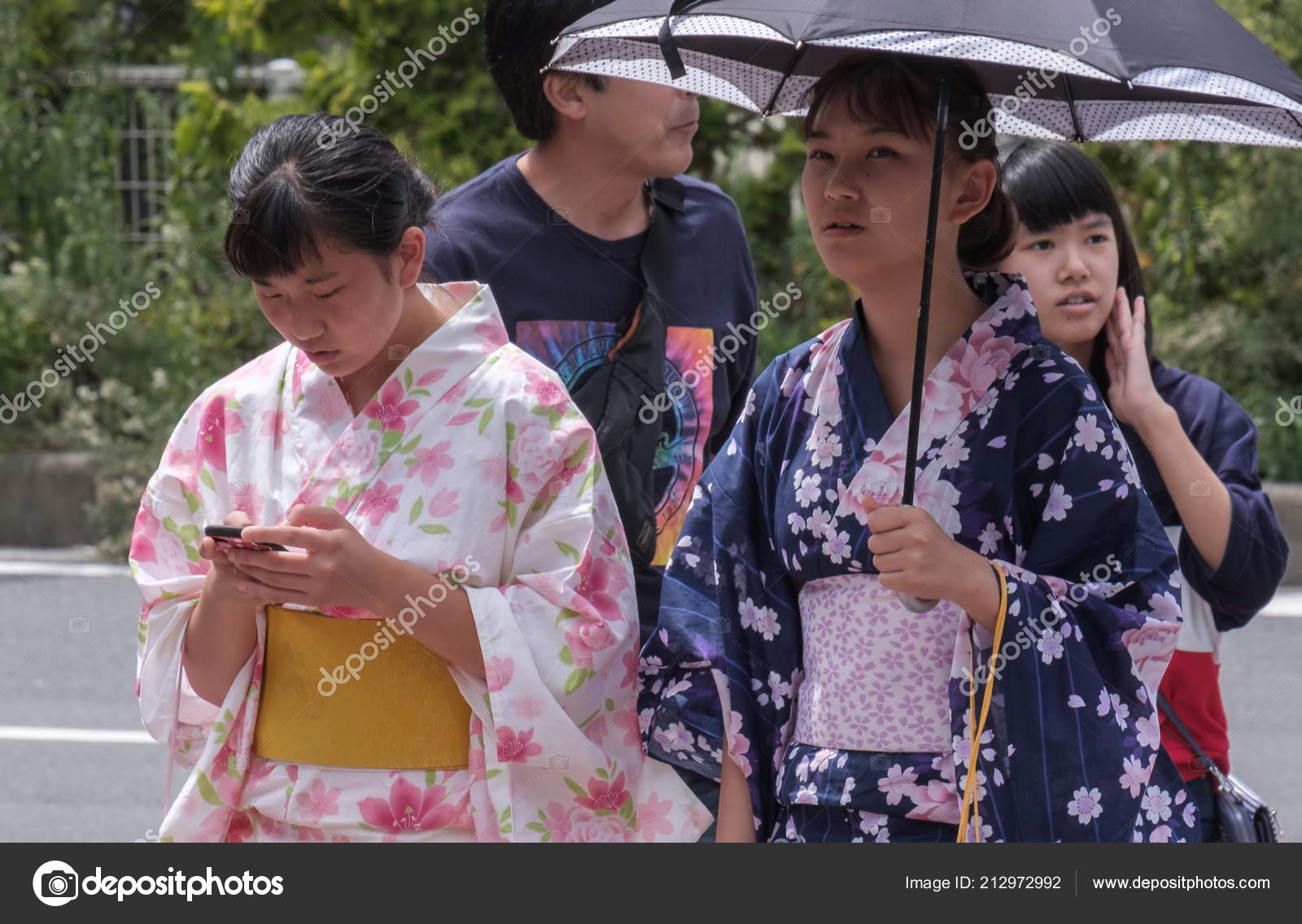 https://st4.depositphotos.com/1067820/21297/i/1600/depositphotos_212972992-stock-photo-tokyo-japan-august-19th-2018.jpg