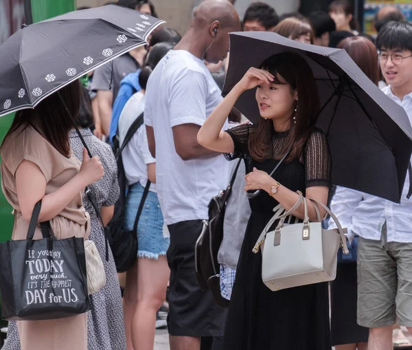 Tokyo Giappone Agosto 2018 Donna Giapponese Con Ombrello Durante Una — Foto Stock