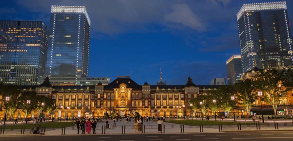 Tokyo Japon Septembre 2018 Bâtiment Gare Tokyo Illuminé Crépuscule — Photo