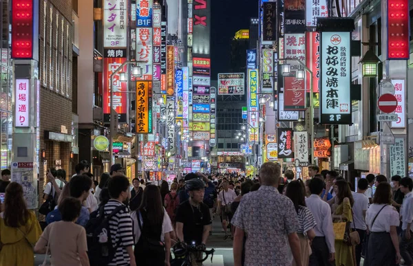 Токио Япония Сентября 2018 Года Пешеходная Прогулка Улице Кабукичо Синдзюку — стоковое фото