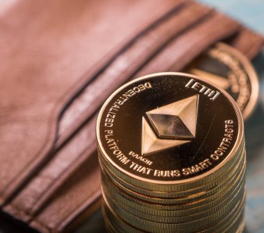 Tabloda Ethereum kripto para paraları 