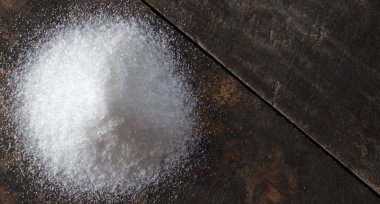Monosodyum glutamat veya Msg gıda ahşap gemide baharat