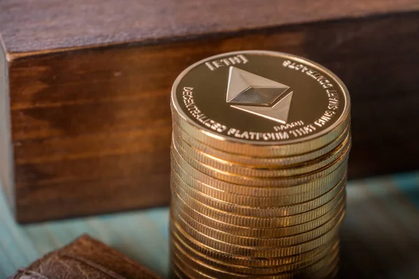 Ethereum Monete Criptovaluta Sul Tavolo — Foto Stock