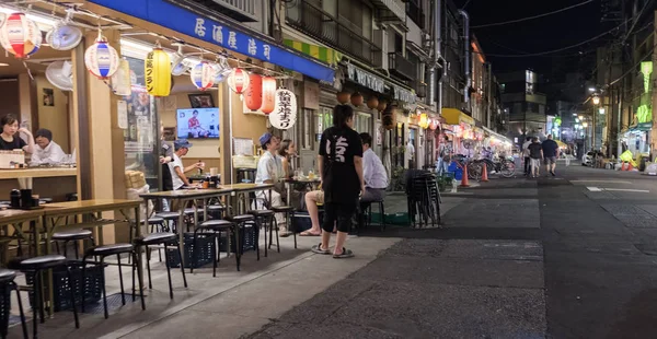 Tokyo Japan August 2018 Ausländische Touristen Erkunden Asakusa Backstreet Der — Stockfoto