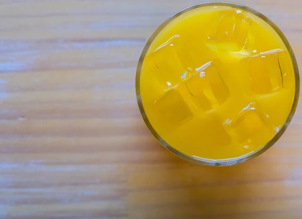 Bebida Jugo Naranja Con Cubitos Hielo —  Fotos de Stock