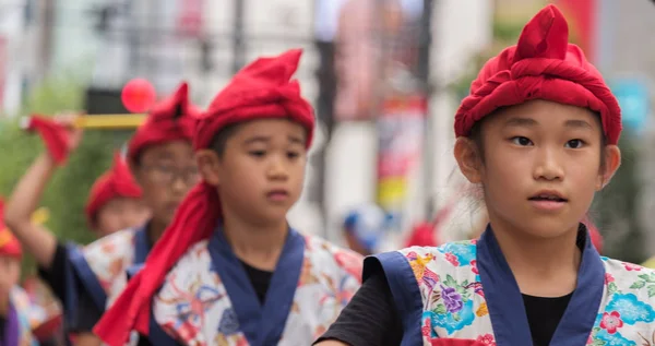 Tokyo Japan Juli 2018 Japanisches Schulmädchen Farbenfroher Traditioneller Uniform Beim — Stockfoto