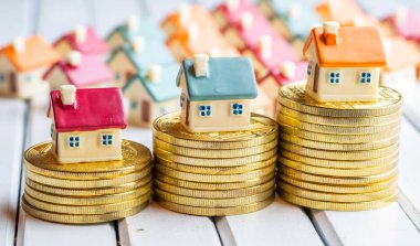 Kripto paralar üzerinde ev modellerinin görünümü yakın