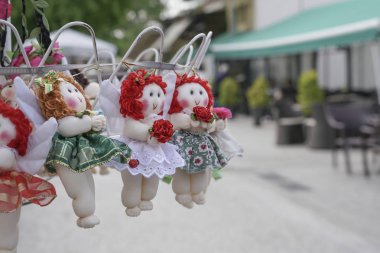 El yapımı bebek bebek satmaya Street astı