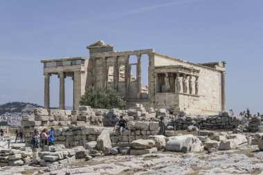 Yunanistan Atina Akropol Kuzey tarafında antik bir Yunan tapınağı Erechtheion.