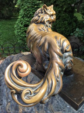 Kiev, Ukrayna - 12 Eylül 2017; Anıt, kedi Kiev, Ukrayna yerel efsanevi dönüm noktası olan Panteleimon,