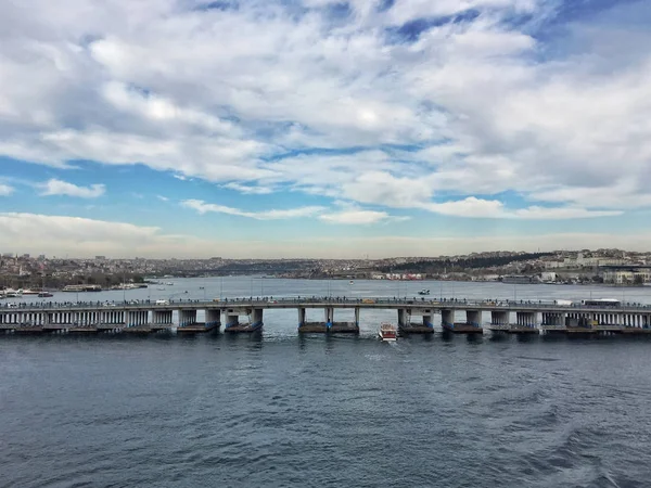 Istanbul Turchia Dicembre 2017 Ponte Ataturk Unkapani Nel Quartiere Eminonu — Foto Stock