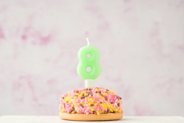 Small Coloruful Cupcake Number Eight Shaped Candle Birthday Celebration — Stock Photo, Image