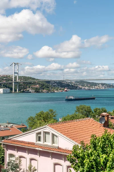 Vista Panorâmica Ponte Bósforo Sob Belo Céu Dia Ensolarado — Fotografia de Stock