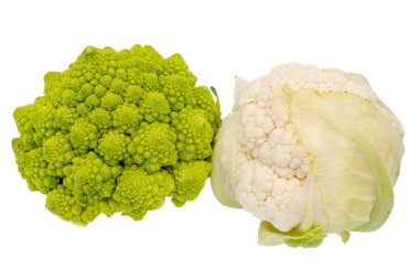 Romanescu (Brassica Oleracea). Roma karnabahar. Romanesco brokoli lahana ve beyaz arka plan üzerinde izole karnabahar