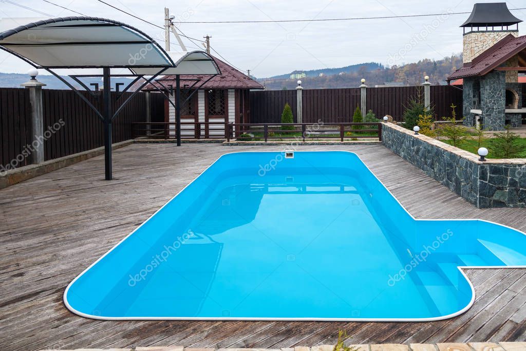 Swimming pool design at modern residence