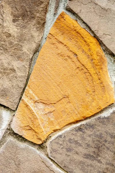 Geconfronteerd met decoratieve steen voor muren — Stockfoto
