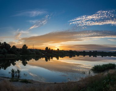 güzel doğal peyzaj, mevsim, günün saati
