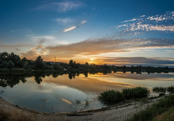 Panoramic View Beautiful Sunset Lake — Stock Photo, Image