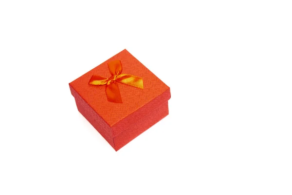 Caixa Presente Vermelho Com Arco Isolado Fundo Branco — Fotografia de Stock