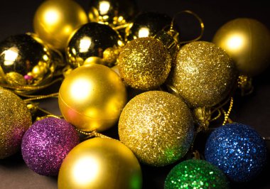 Parlak Noel topları, görünümü kapatın