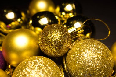 Parlak Noel topları, görünümü kapatın
