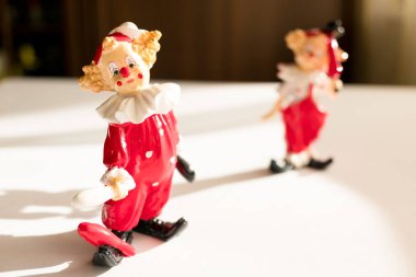 Palyaço heykel, iki güzel palyaço