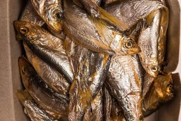 Маленька Копчена Смачна Риба — стокове фото
