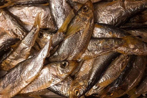 Kleine Geräucherte Schmackhafte Fische — Stockfoto