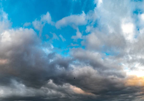 Nuvens Céu Céu Antes Tempestade — Fotografia de Stock