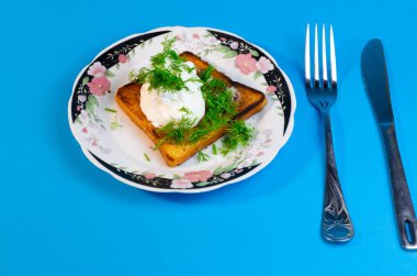 kızarmış ekmek, Kahvaltı, Öğle Yemeği, akşam yemeği haşlanmış yumurta