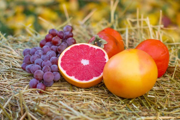 Delicious Fresh Fruits Haystack Close View — Stock Photo, Image