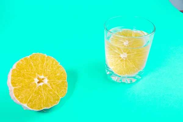 Limonada Copo Transparente Com Laranja Bebida Laranja — Fotografia de Stock