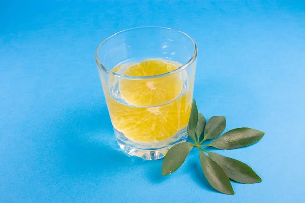 Limonada Copo Transparente Com Laranja Bebida Laranja — Fotografia de Stock