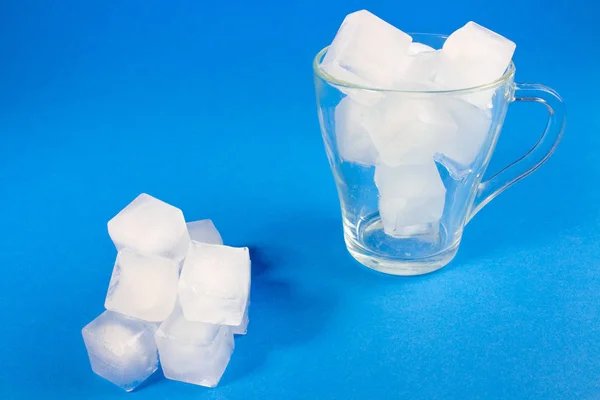 Beautiful Ice Cubes Transparent Cup — Stock Photo, Image
