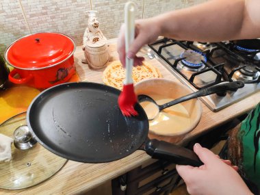 lezzetli gözleme, gözleme, pişirme tavada krep